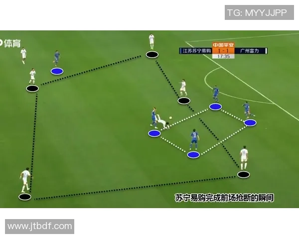 南京篮球队与重庆篮球队赛后复盘分析灵活性表现与战术调整